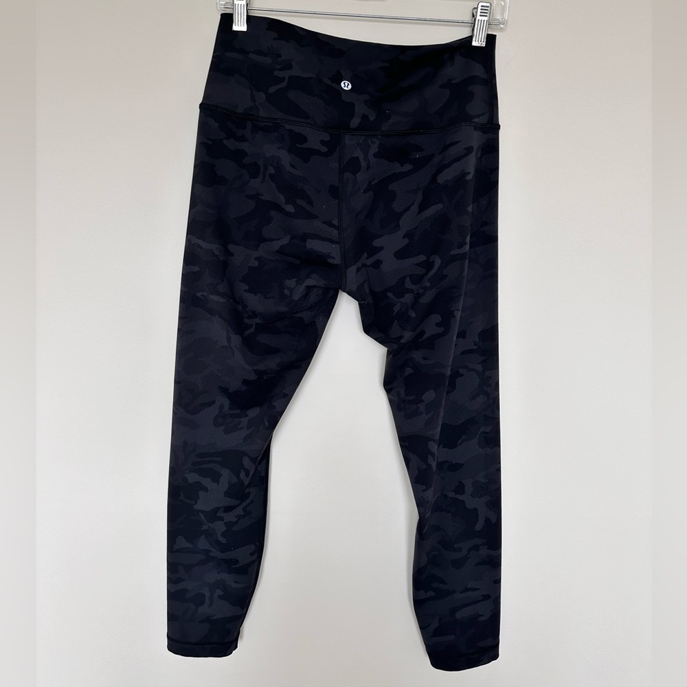 Lululemon 7/8 wunder under leggings, size 10